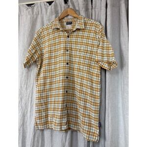 Patagonia Mens Organic Cotton Plaid Short Sleeve Button dwn Shirt Yellow Green S
